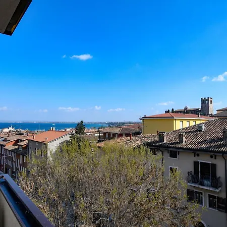 아파트 Desenzanoloft Official Partner Marriott Homes & - Smiling In Desenzano View