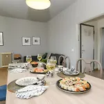 Appartement Smiling In Desenzano View Desenzanoloft Official Partner Homes & By Marriott Bonvoy *