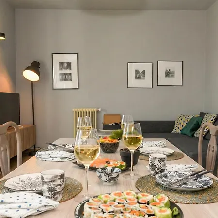 Smiling In Desenzano View Desenzanoloft Official Partner Homes & By Marriott Bonvoy * Desenzano del Garda